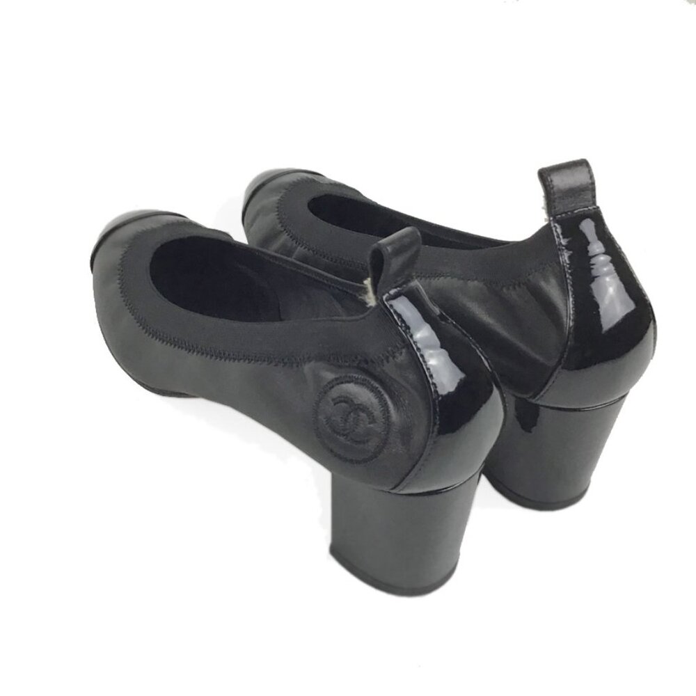 Chanel Spirit Interlocking CC Logo Pumps - Picture 4 of 12
